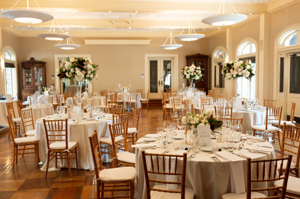 Laurel Hall wedding, Indiana wedding planner, Indianapolis wedding flowers